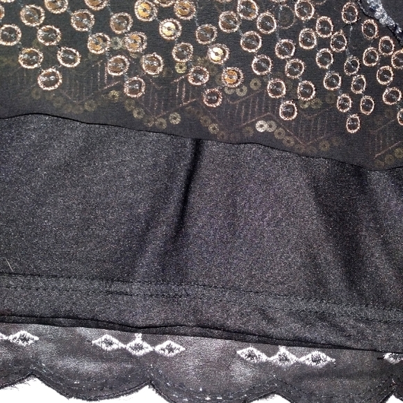 Paper Crane Aztec Sequin mini skirt, size S - Picture 6 of 6